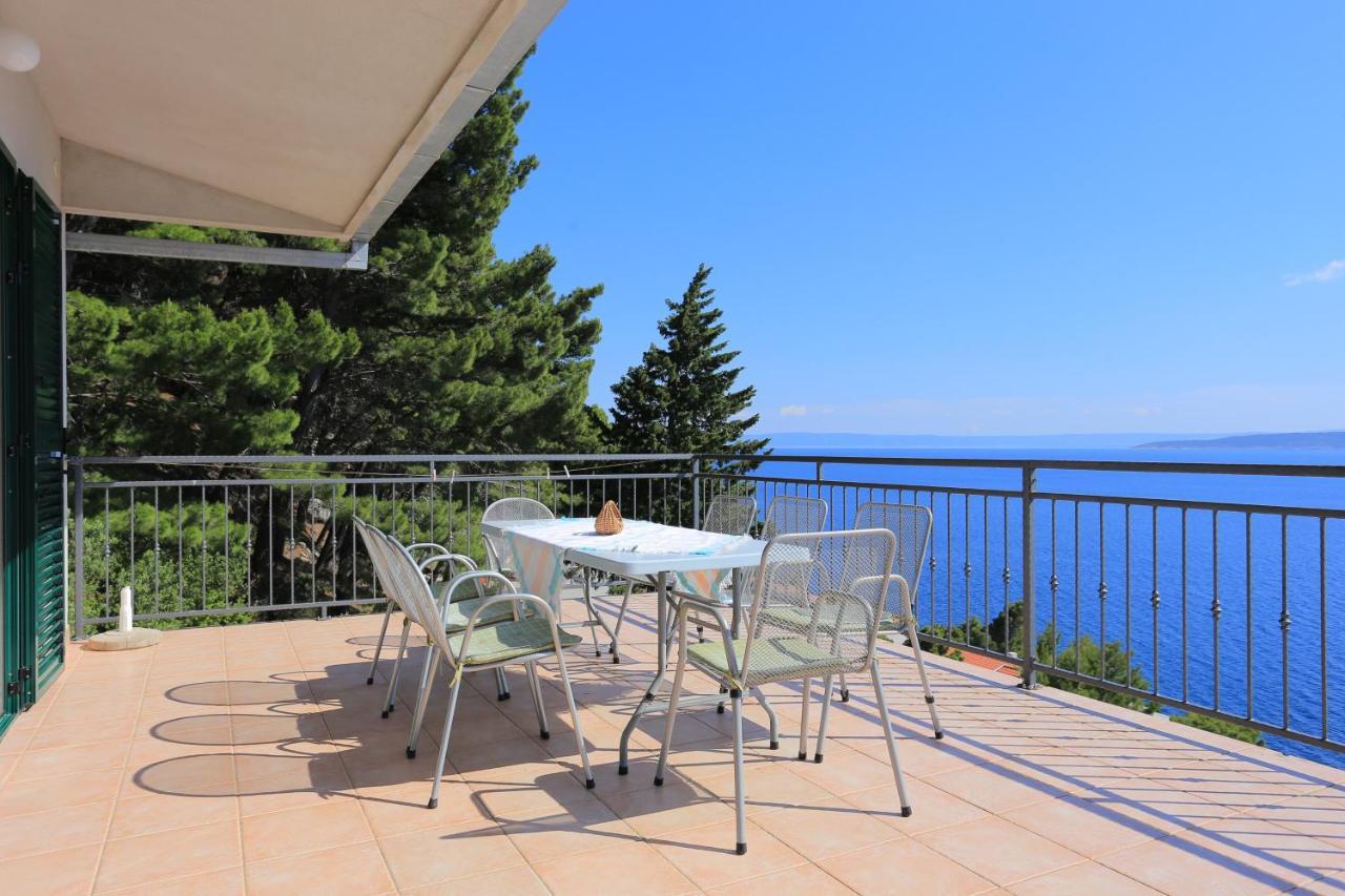 Apartments With A Parking Space Brela, Makarska - 6043 Exterior foto