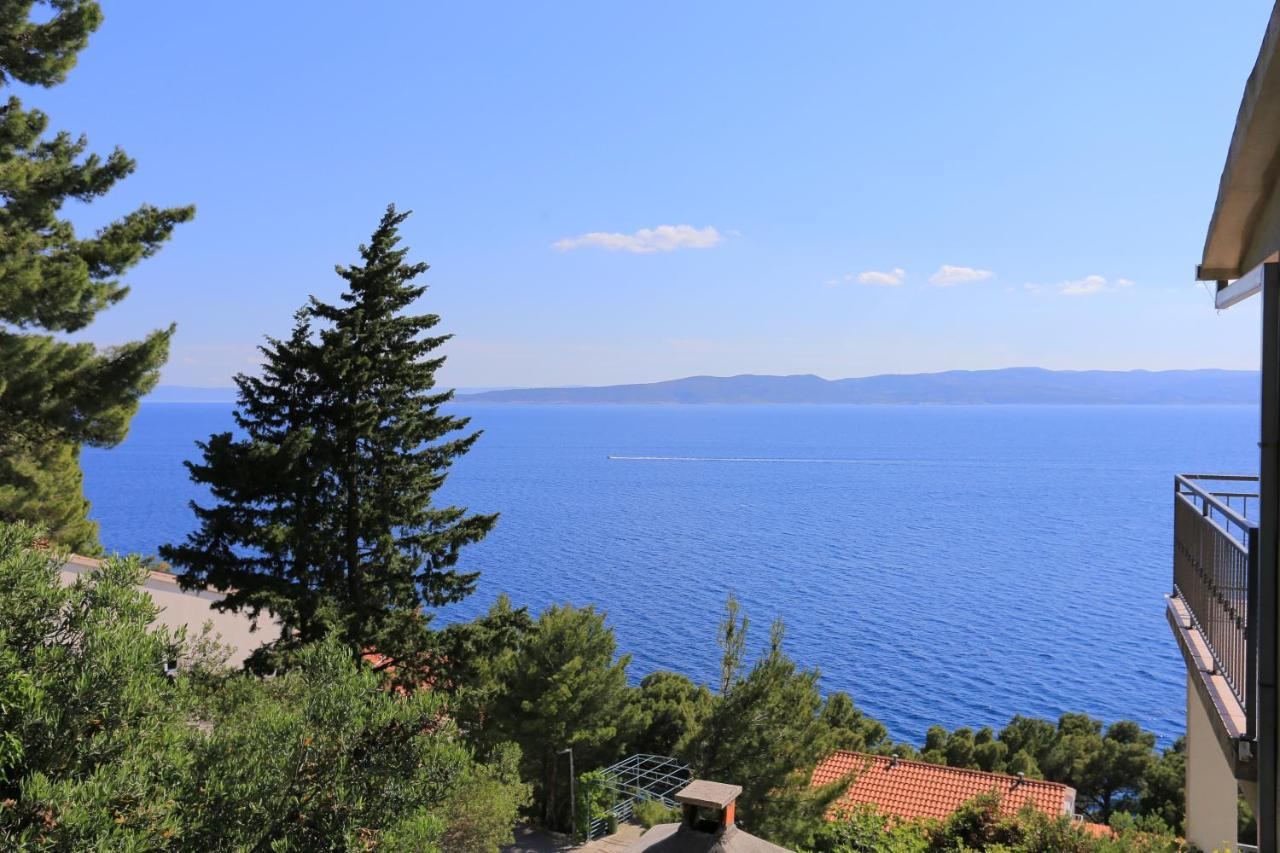 Apartments With A Parking Space Brela, Makarska - 6043 Exterior foto